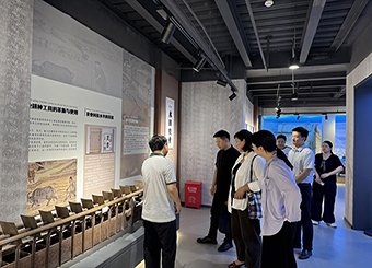 移动端与电脑端入口保持一致