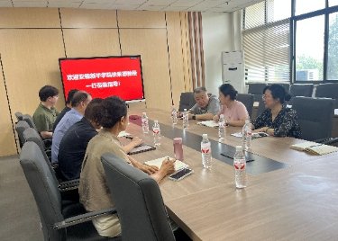 列表适合快速定位